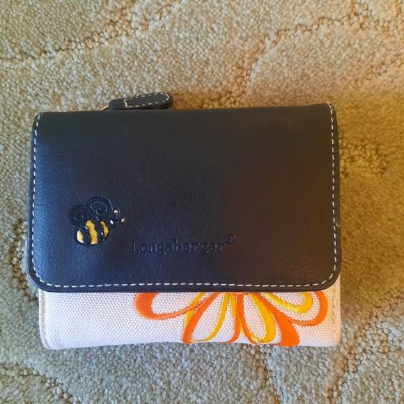 Lonaberger Wallet - Picture 1 of 8